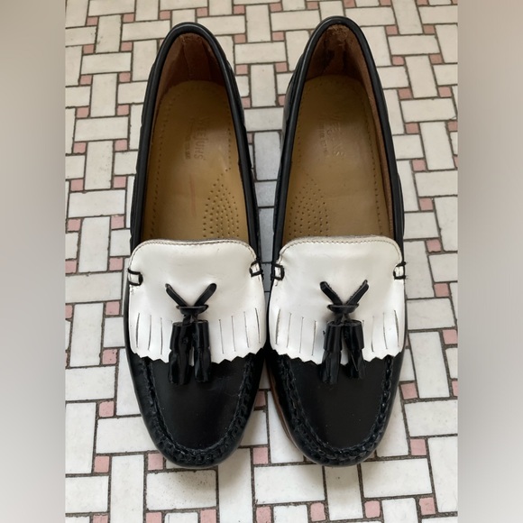 G.H. Bass & Co. Weejuns Jaclyn Leather Tassel Loafer 6.5 (now Esther Kiltie) - Picture 1 of 10